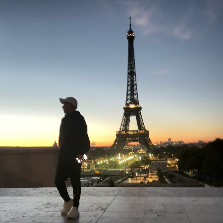 The joy of running in the morning in Paris. -Yataro Matsuura-
