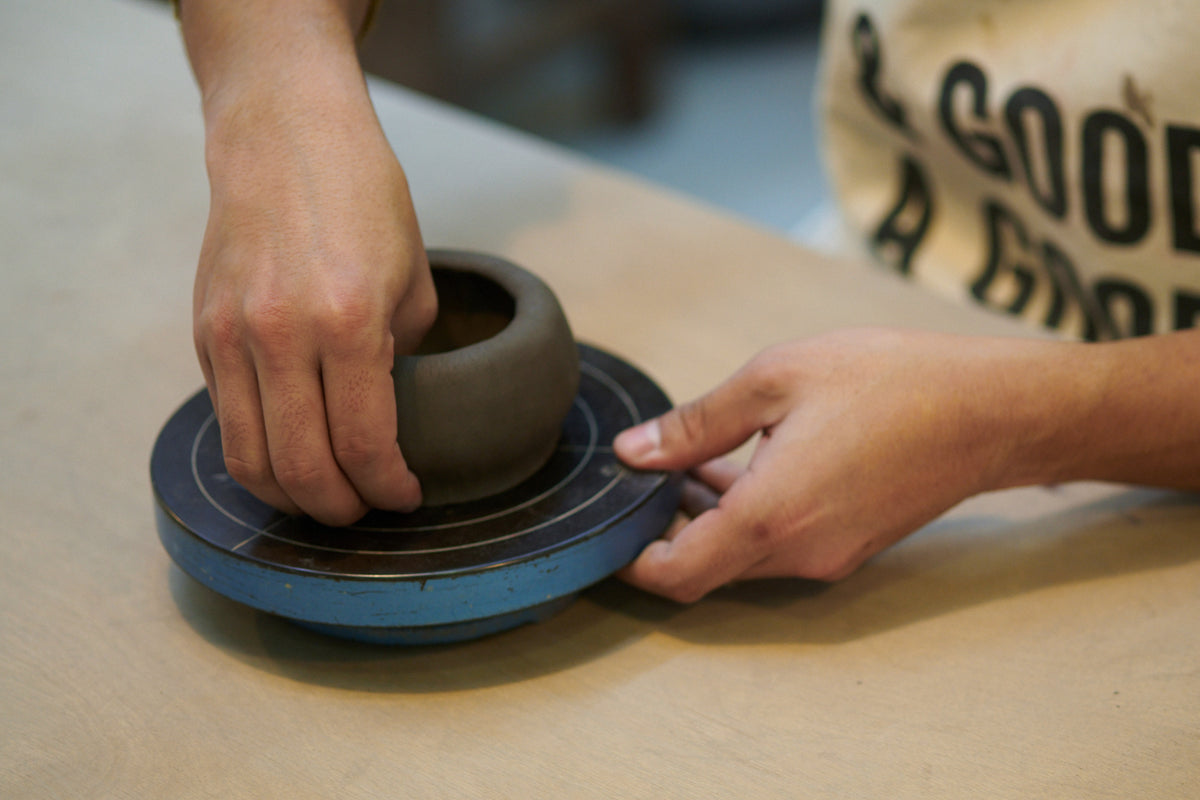 Let's live with homemade tableware.