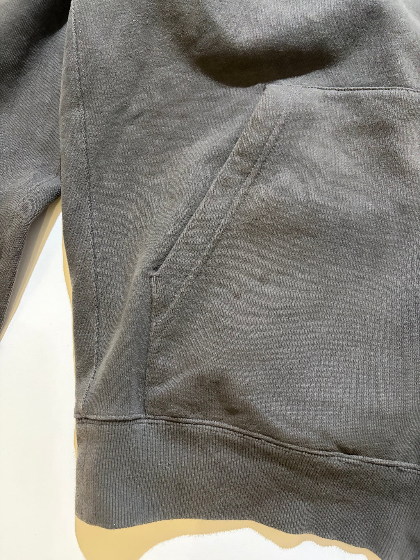 迫田将輝(BARBER SAKOTA):N.HOOLYWOOD × Timberland PROのジップパーカ