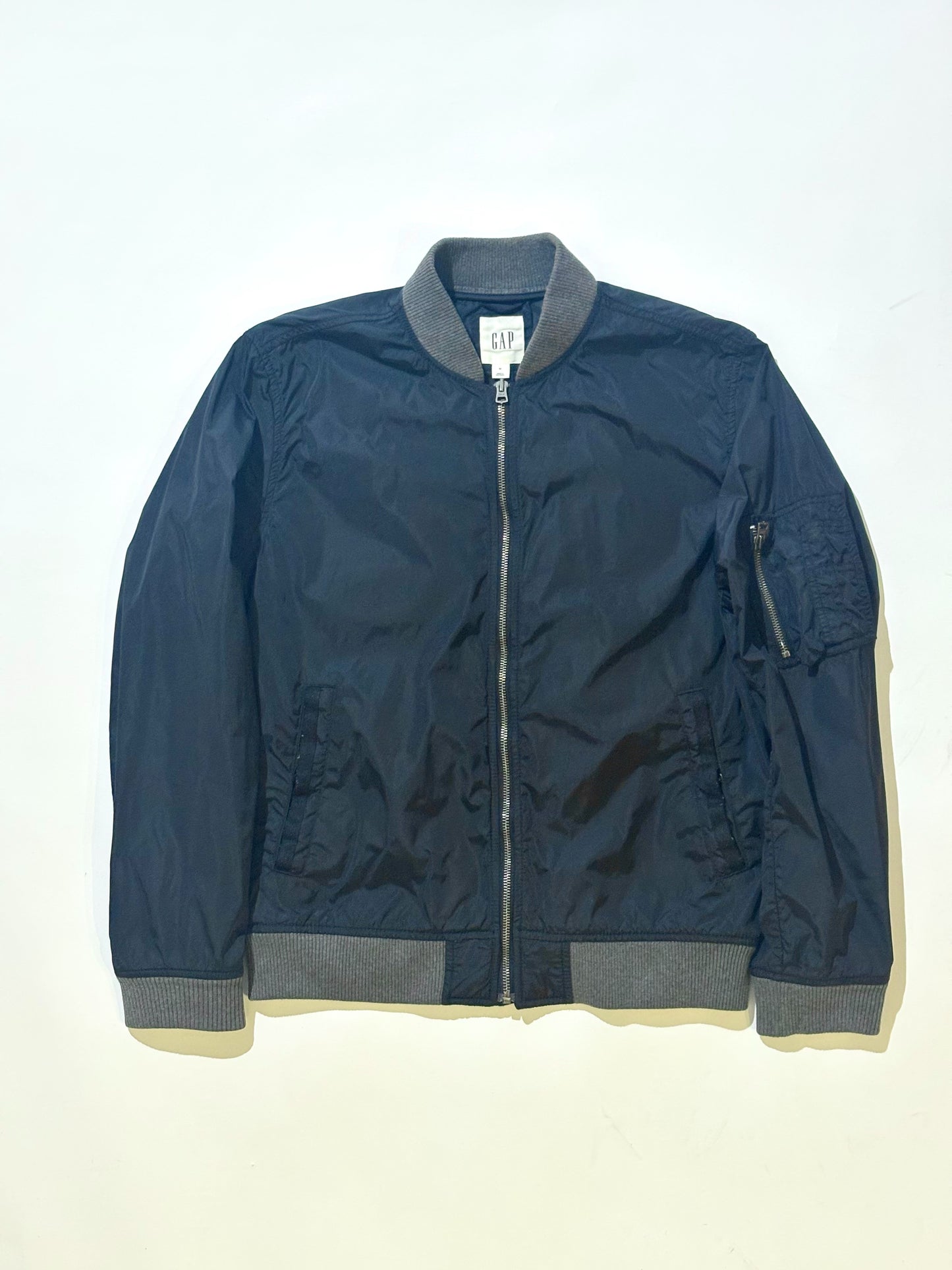 GapのMA-1ジャケット