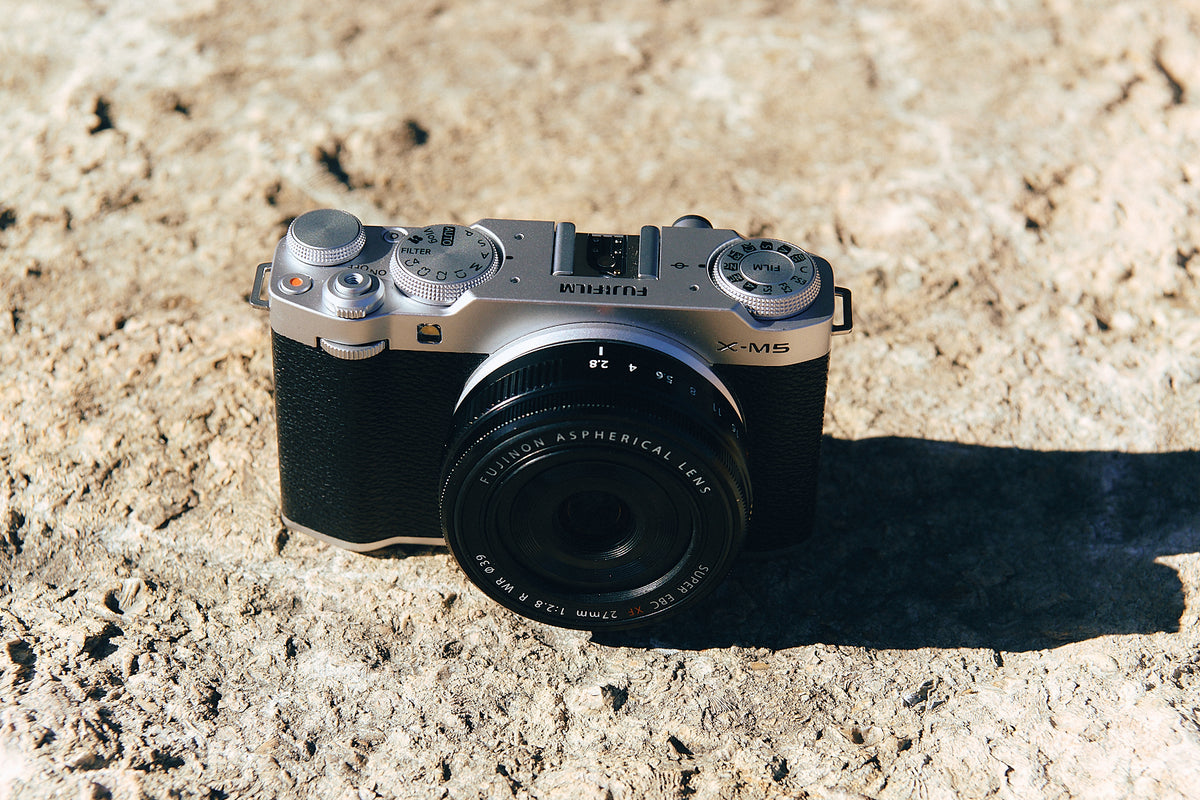TECH FREAK - ギークな未来百貨。Vol.4 FUJIFILM X-M5 – Commune H 