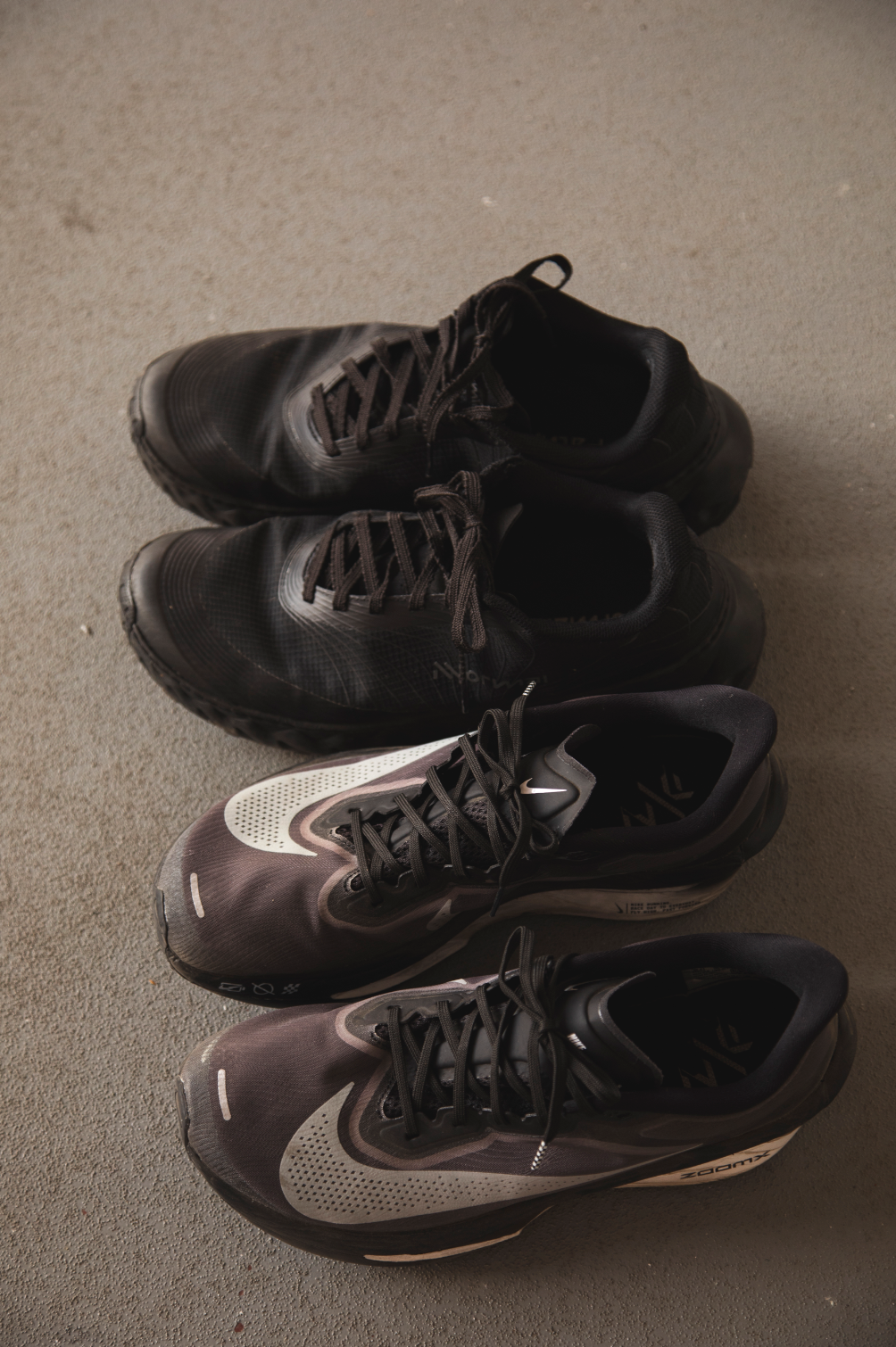 -福永さんの私物-​〈ノーマル〉と〈ナイキ〉のスニーカー