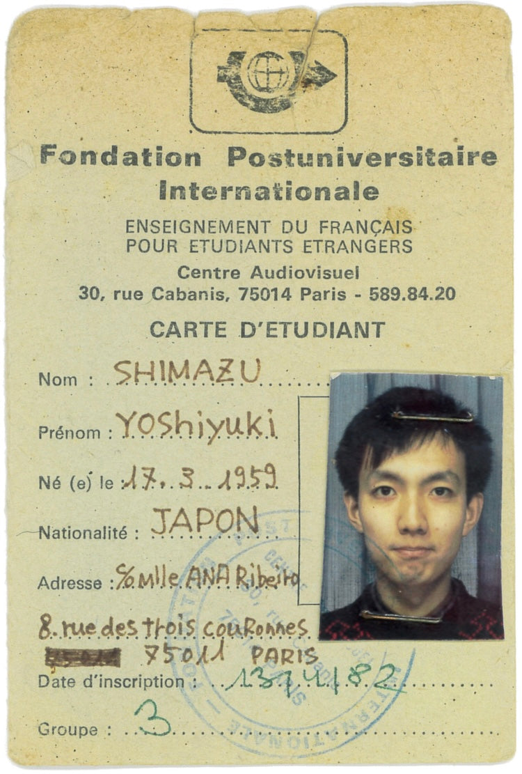 He enrolled in a French language school called Fiup after being introduced to it by Yoichiro Sato, a photographer who is still active in Paris. However, he had to leave after about three months because he had to go on a trip soon after enrolling (laughs).