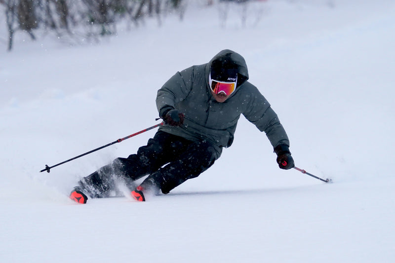 現在も雪質のチェックなどを含め、スキーで滑るのは幼少期から変わらないルーティーン。ちなみにスノーボードで滑ったことはあるとのことです。