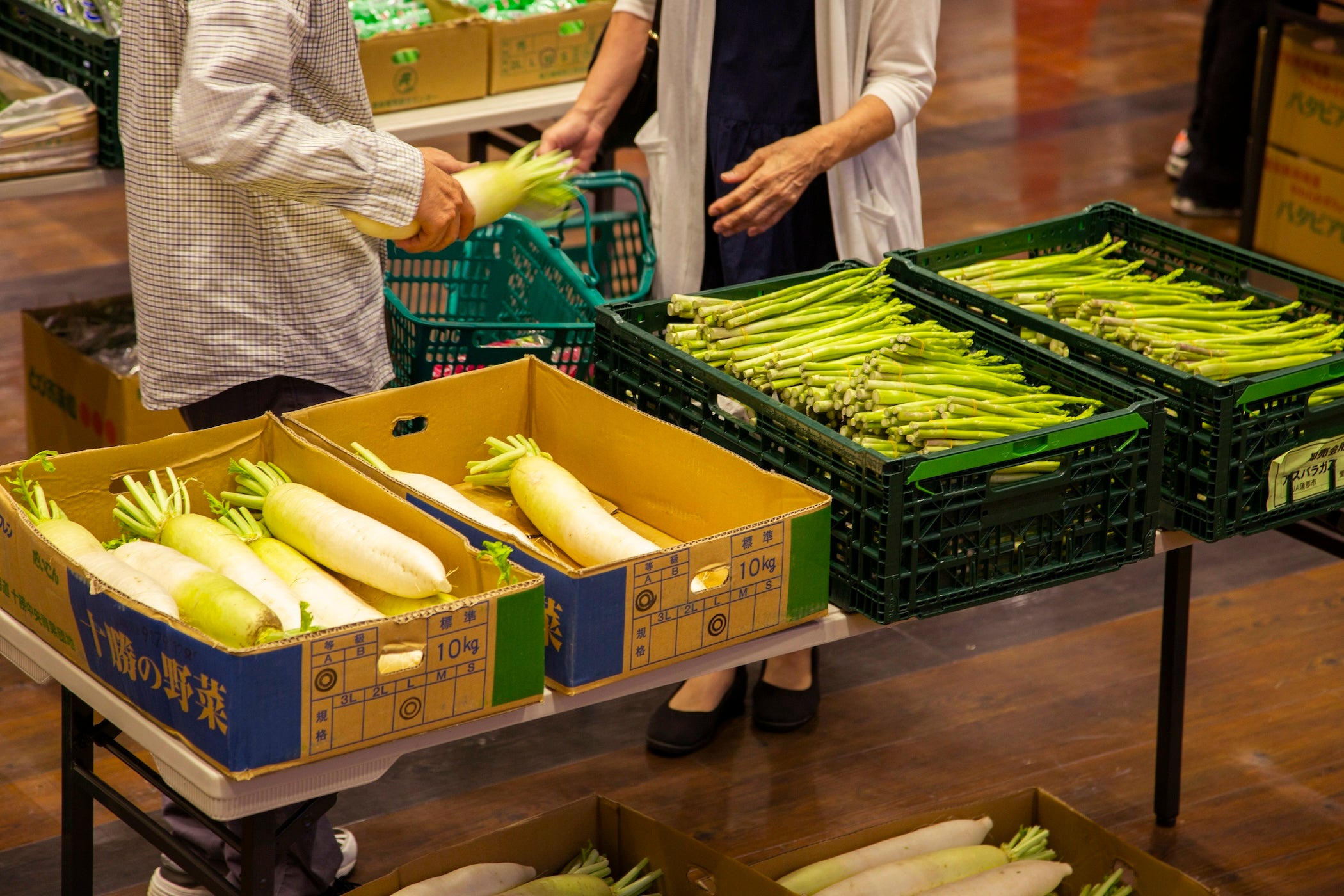 週末には地元産野菜の販売会やヒーローショーを開催。イベントを目当てに訪れるひとも多いのだとか。