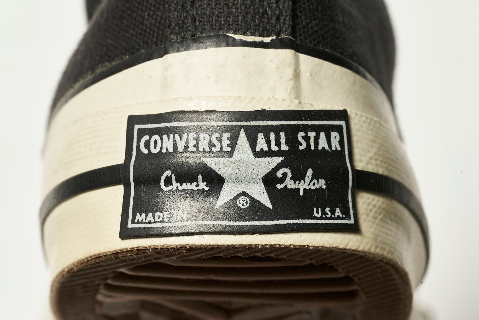 The heel label, commonly known as the 