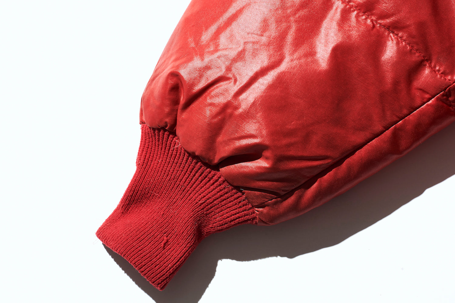 Influenced by European design, the cuffs are ribbed.