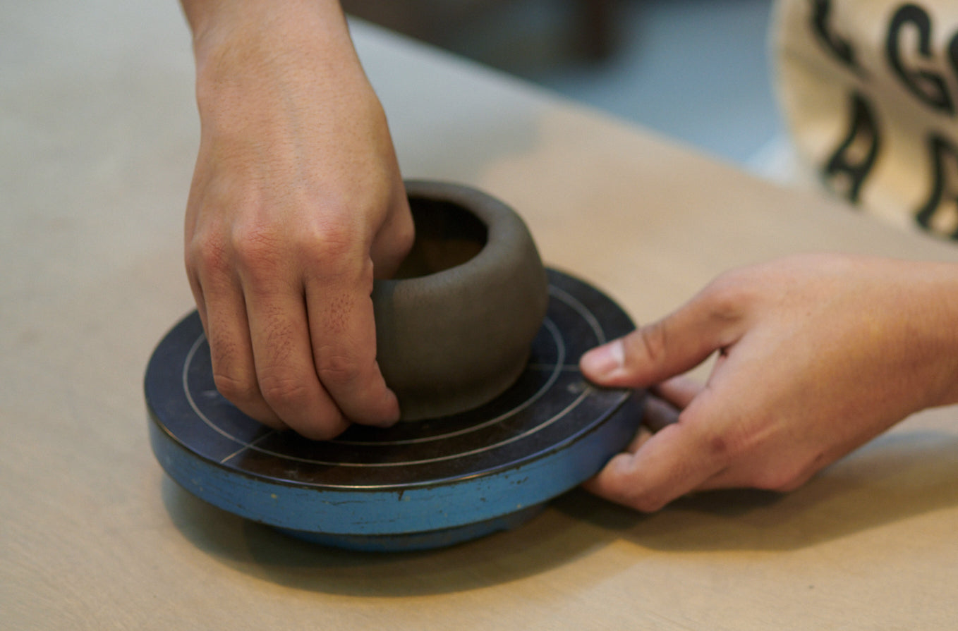 Let's live with homemade tableware.