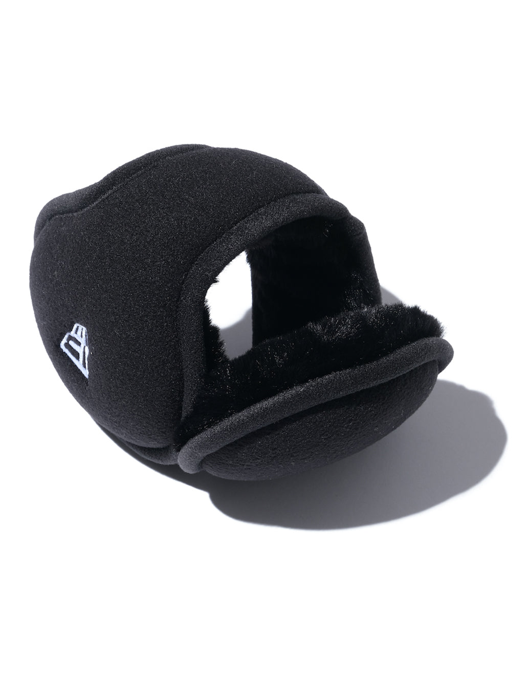 NEW ERA®<br>
EARMUFF
