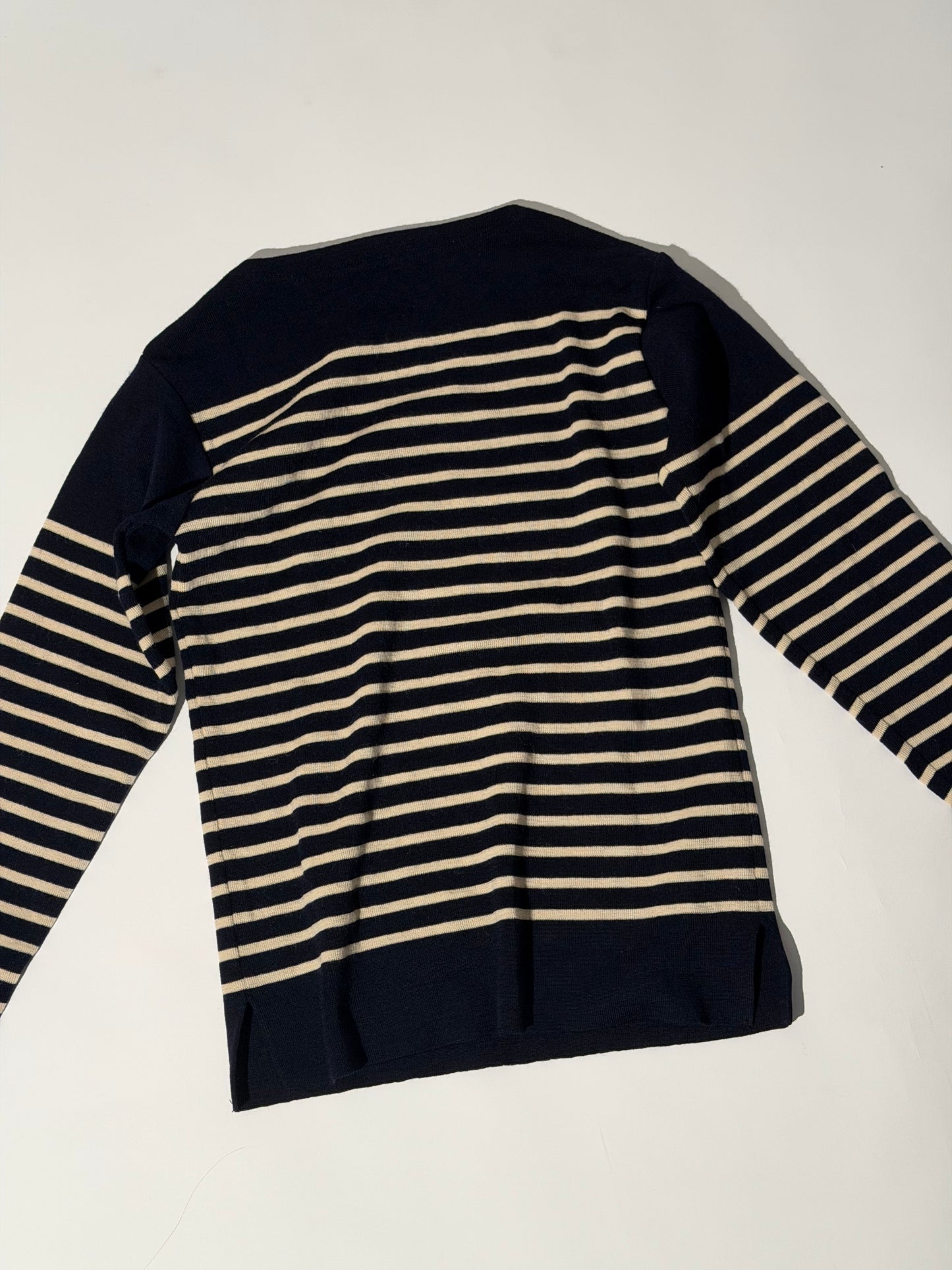 フイナム編集部：SAINT JAMESのニット