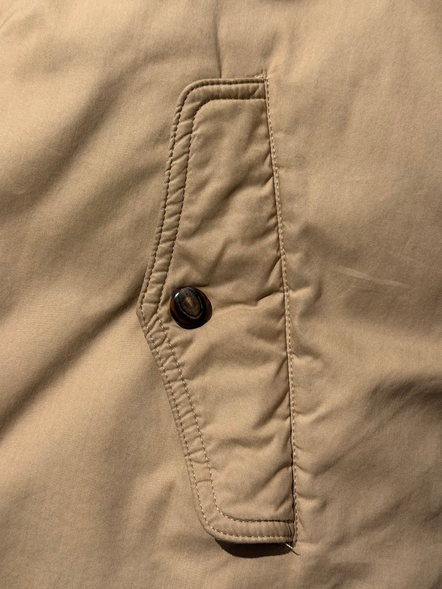 フイナム編集部：Burberryのダウンジャケット