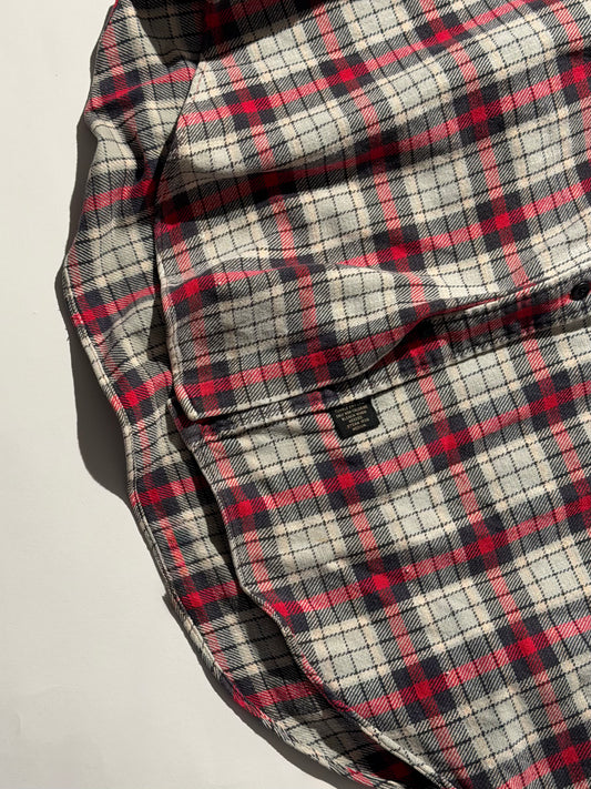 フイナム編集部：RRLのネルシャツ