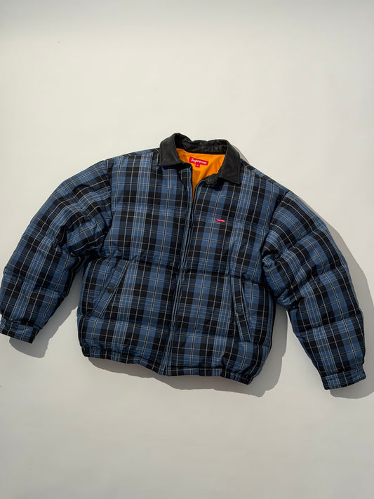 フイナム編集部：Supremeのダウンジャケット