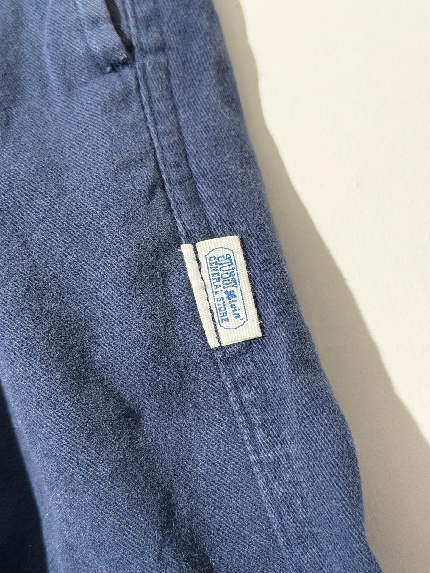 フイナム編集部：STUSSY Livin' GENERAL STOREのイージーパンツ