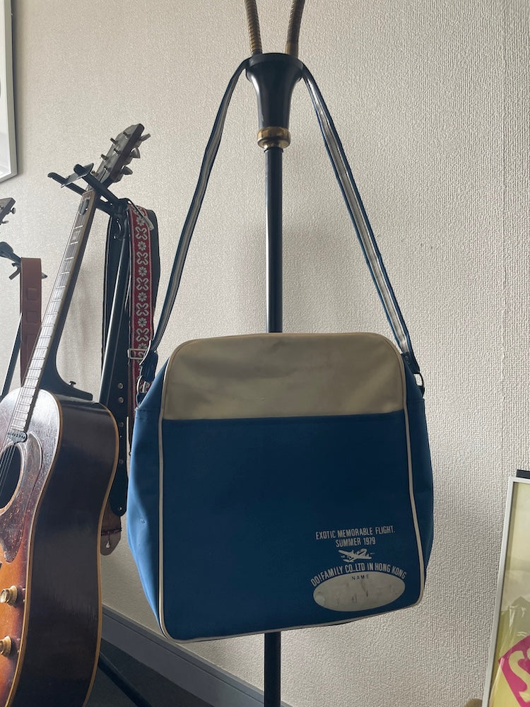 The Do! Family bag was created at the time by sampling the airline's novelty items.