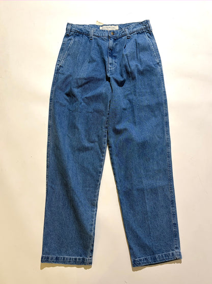 DOCKERSのデニムパンツ