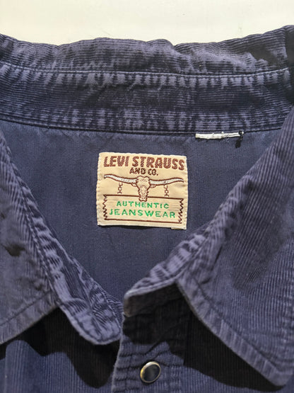 Levi’sのウエスタンシャツ