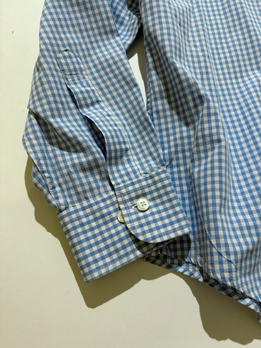 Brooks Brothersのボタンダウンシャツ