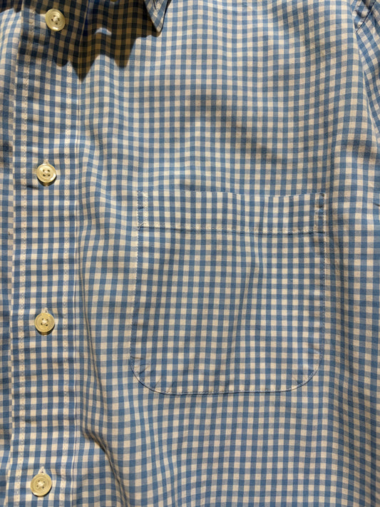 Brooks Brothersのボタンダウンシャツ