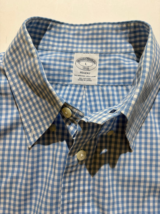 Brooks Brothersのボタンダウンシャツ