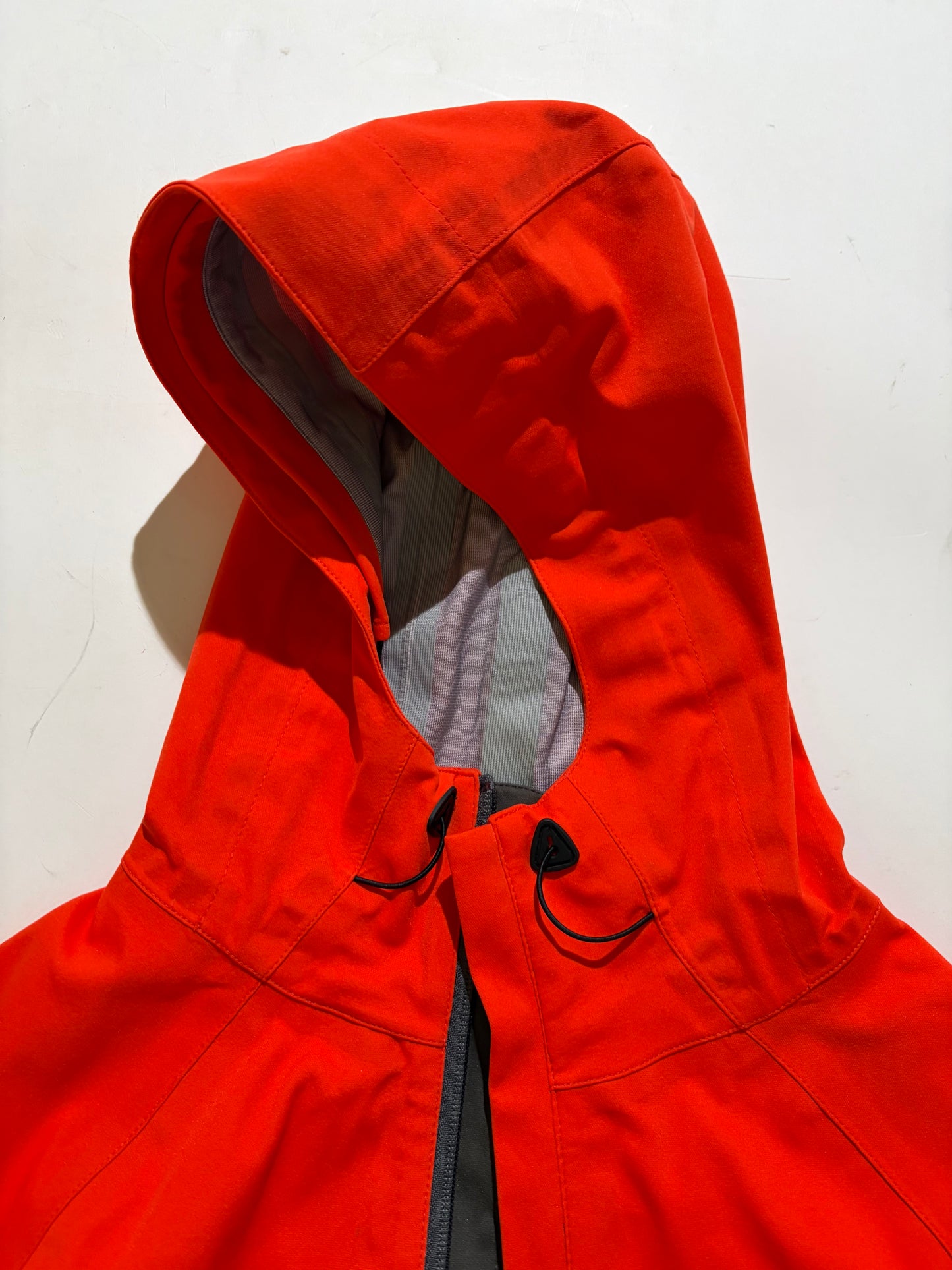 迫田将輝（BARBER SAKOTA）：GO LITEのシェルジャケット