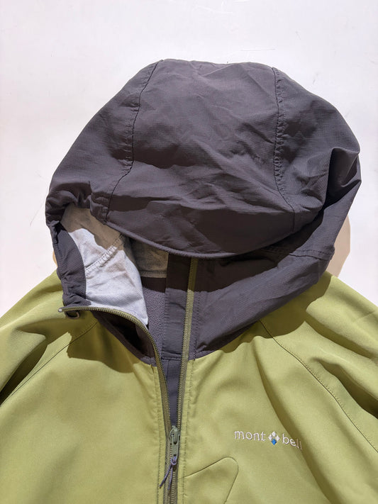 mont-bellのソフトシェル