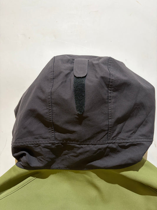 mont-bellのソフトシェル