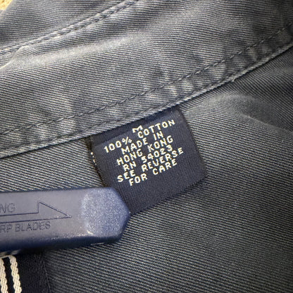 GAPのボタンダウンシャツ