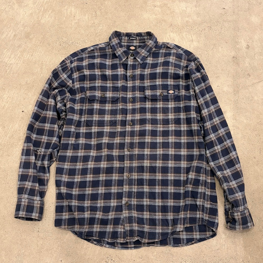 Dickiesのネルシャツ