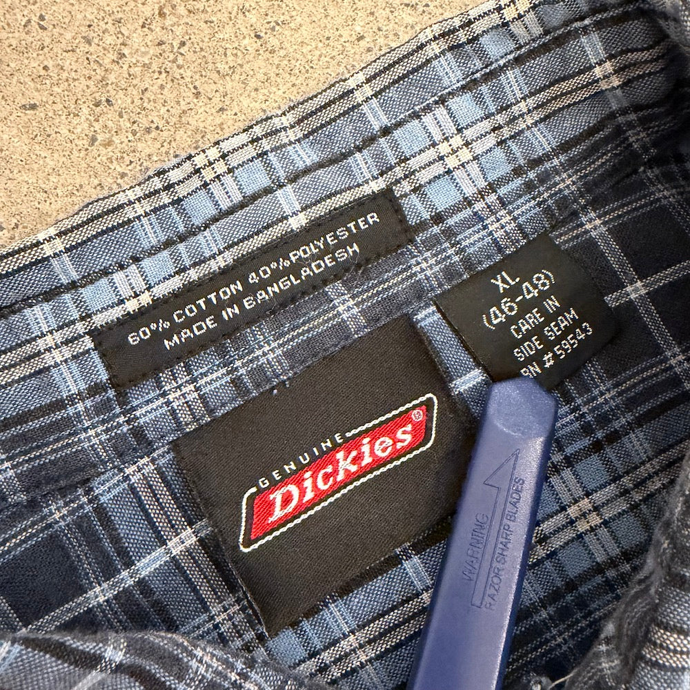 Dickiesのチェックシャツ