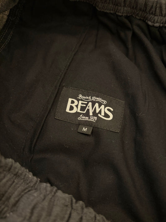 BEAMSのパンツ