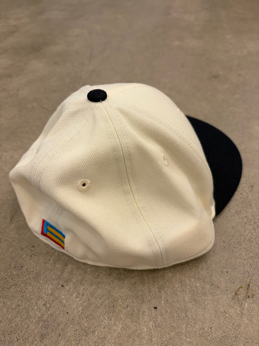 LOST & FOUNDのキャップ