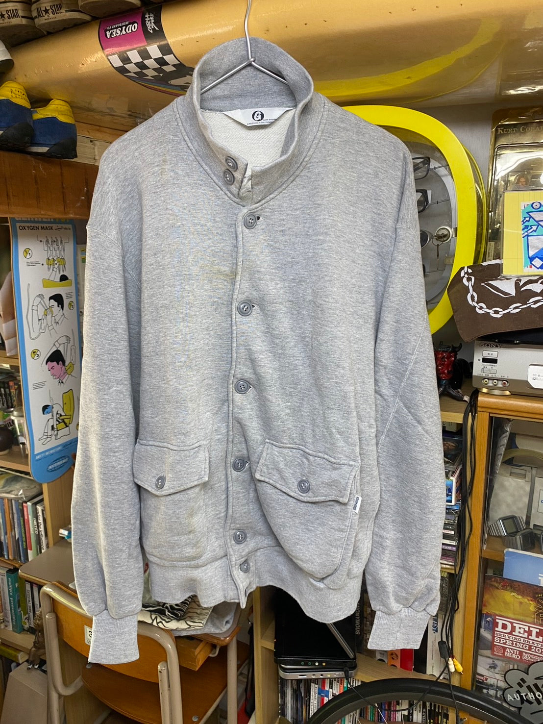 〈グッドイナフ〉のフライトJKTをスエットでシリーズでメイクしたシリーズ。加藤さんは本当はMA-1がめちゃくちゃ欲しかった。当時、スエットシリーズ以外のアウターも購入もしていた。