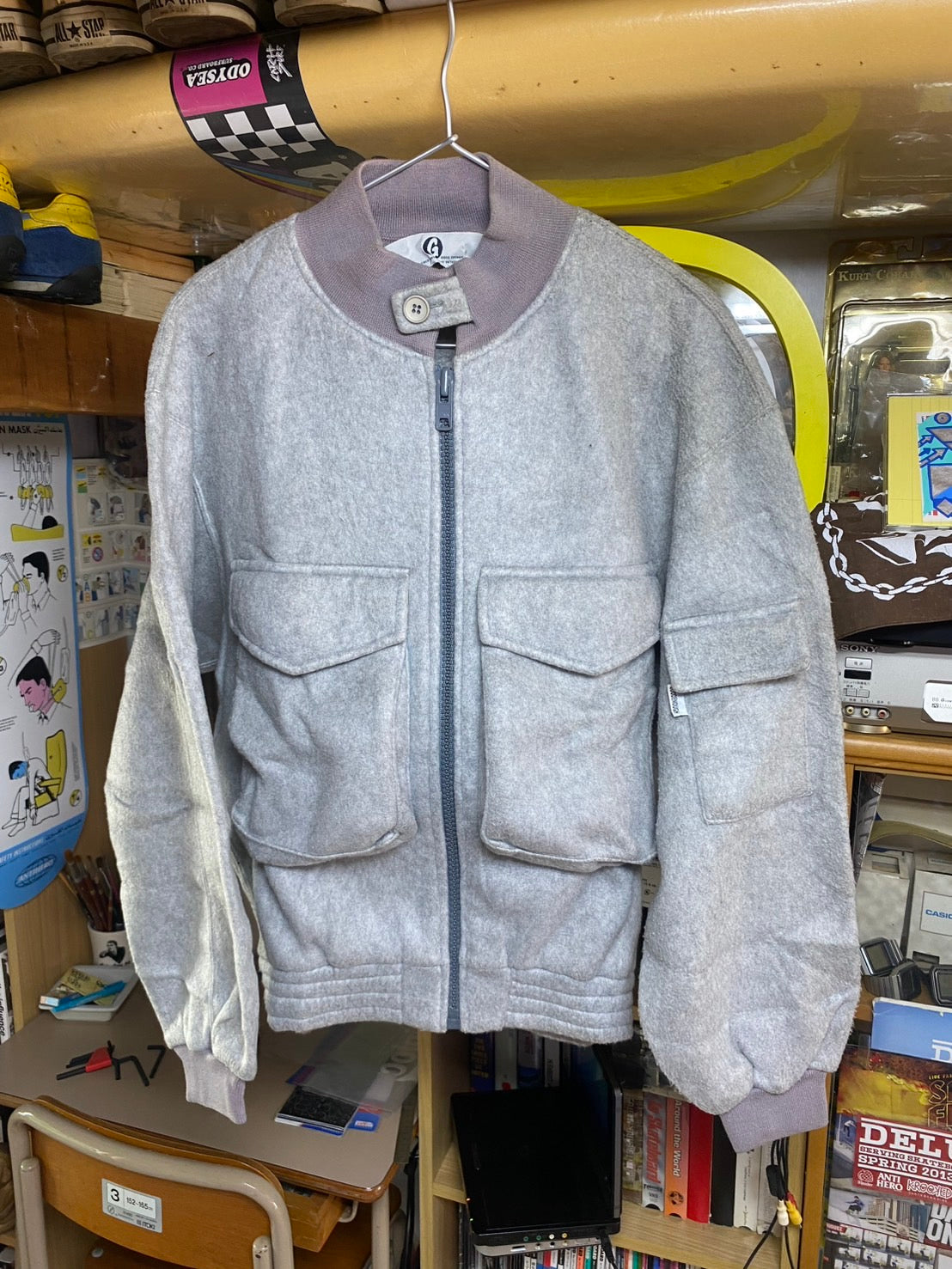 〈グッドイナフ〉のフライトJKTをスエットでシリーズでメイクしたシリーズ。加藤さんは本当はMA-1がめちゃくちゃ欲しかった。当時、スエットシリーズ以外のアウターも購入もしていた。