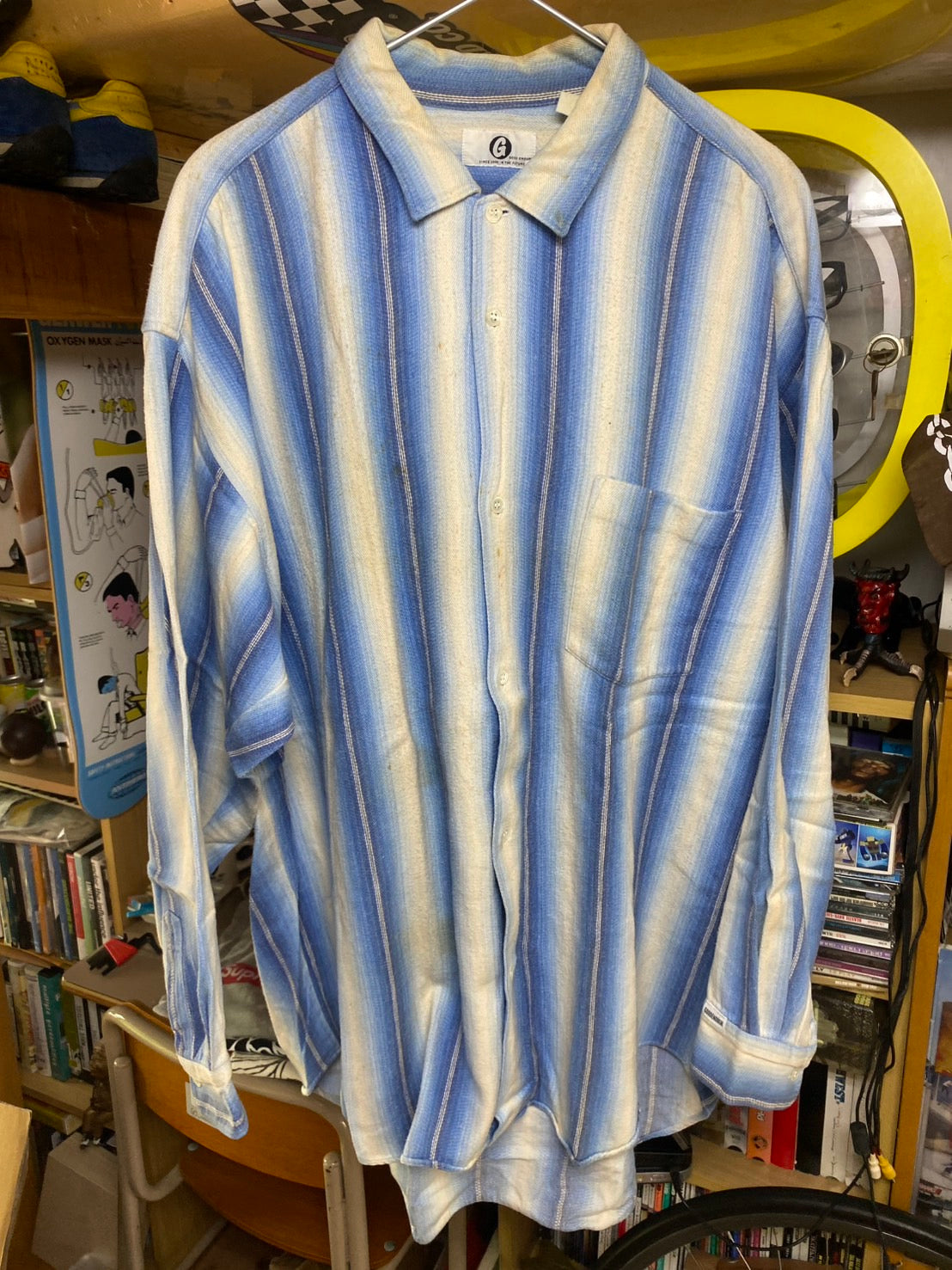 とにかく〈グッドイナフ〉が好きだったので、TシャツとロンTのアンサンブルやニットやフリースなどなど、かなりの数を購入し現在でも大切に保管。当時の加藤さんにとって、渋谷＝〈グッドイナフ〉と言っても遜色のないコレクションです。