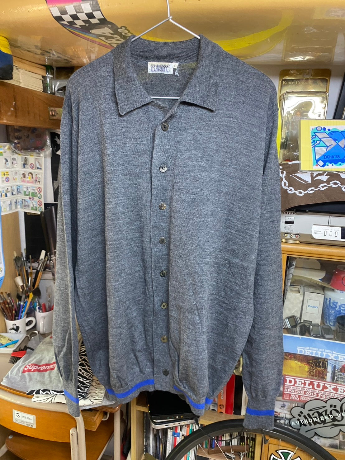 とにかく〈グッドイナフ〉が好きだったので、TシャツとロンTのアンサンブルやニットやフリースなどなど、かなりの数を購入し現在でも大切に保管。当時の加藤さんにとって、渋谷＝〈グッドイナフ〉と言っても遜色のないコレクションです。