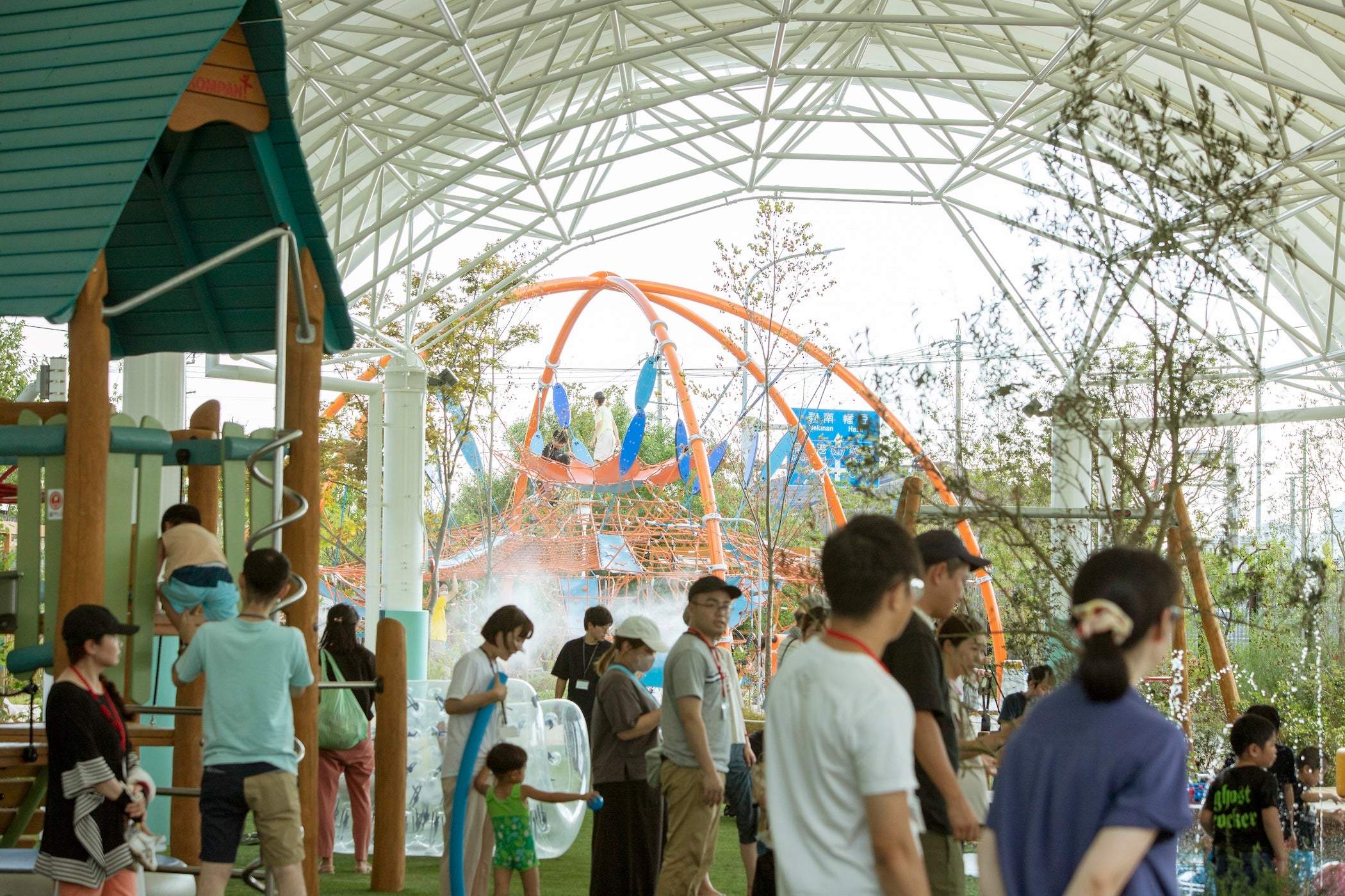 今年5月にオープンした「BOAT KIDS PARK」は、砂場や遊具や水場などを備えた、子ども向けのプレイスポット。