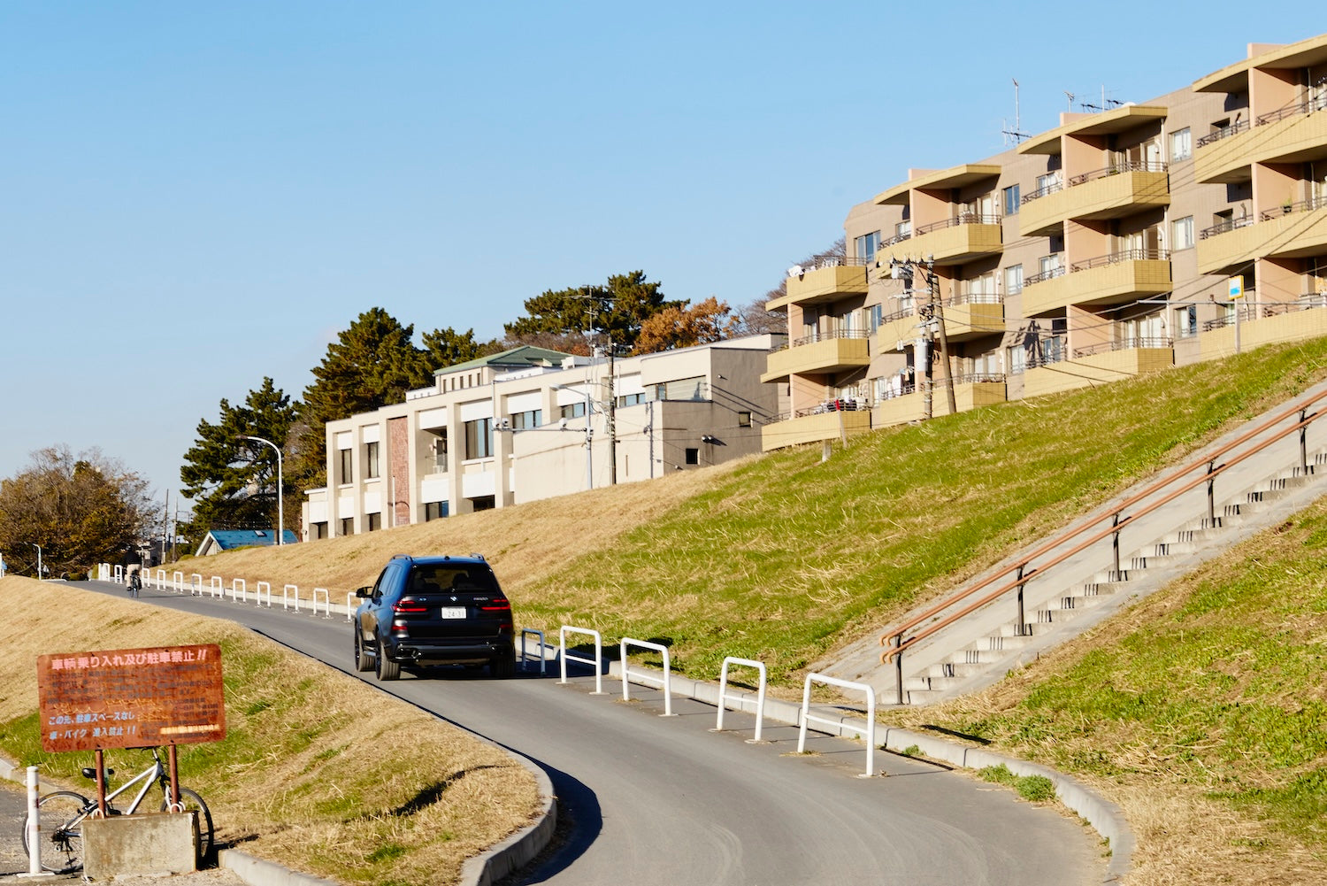 The three-dimensional design of the rear lights further emphasizes the modern impression.