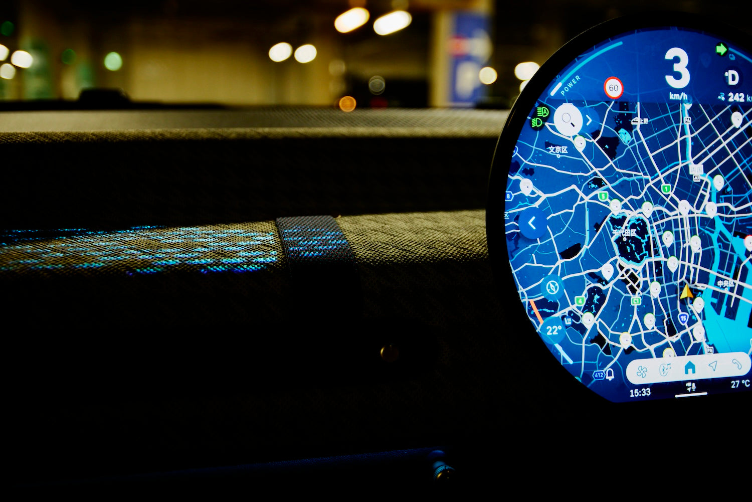 Ambient lighting allows you to completely change the atmosphere of the cockpit with just one command.