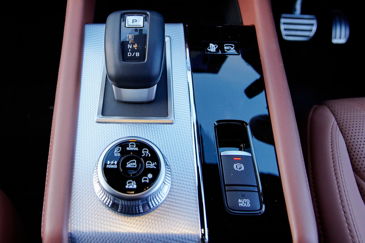 Modes can be easily selected according to road conditions.