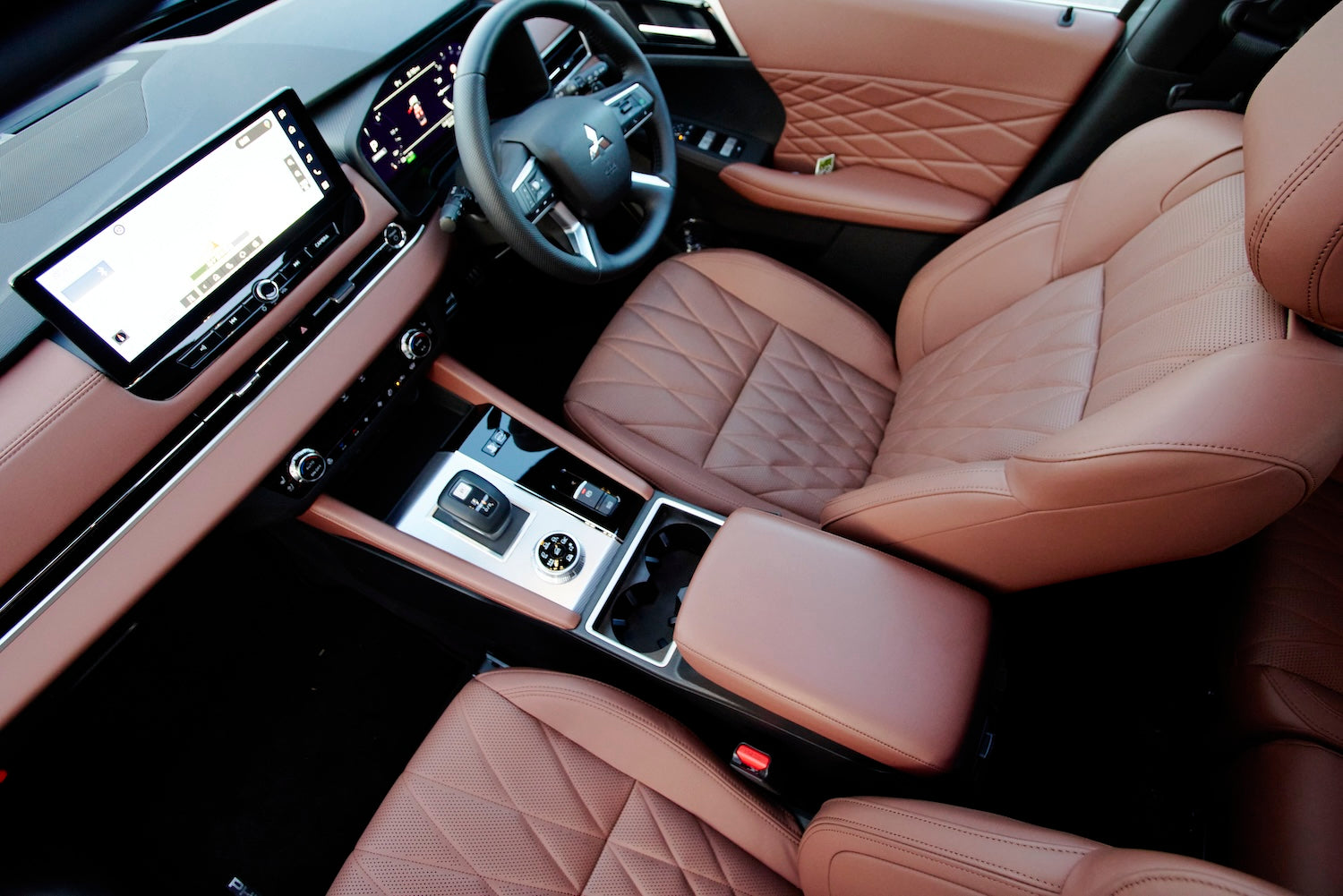 Of course, each seat is equipped with a heater. Using the seat heater instead of turning the heating on can also help save on power consumption.