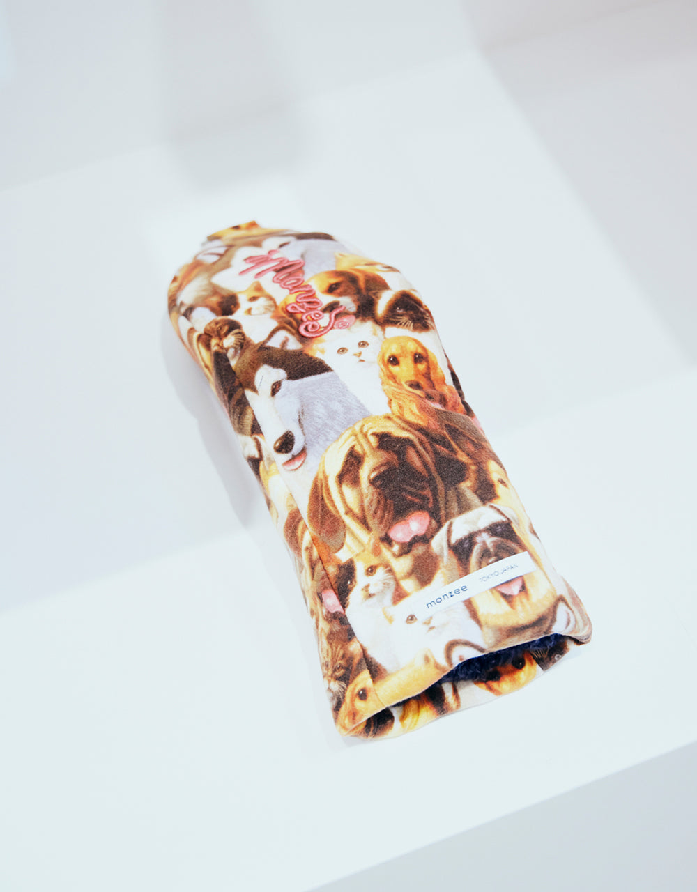 〈モンジー〉のヘッドカバー