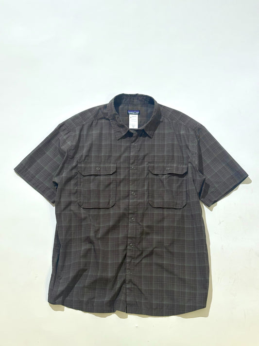 Patagoniaの半袖シャツ