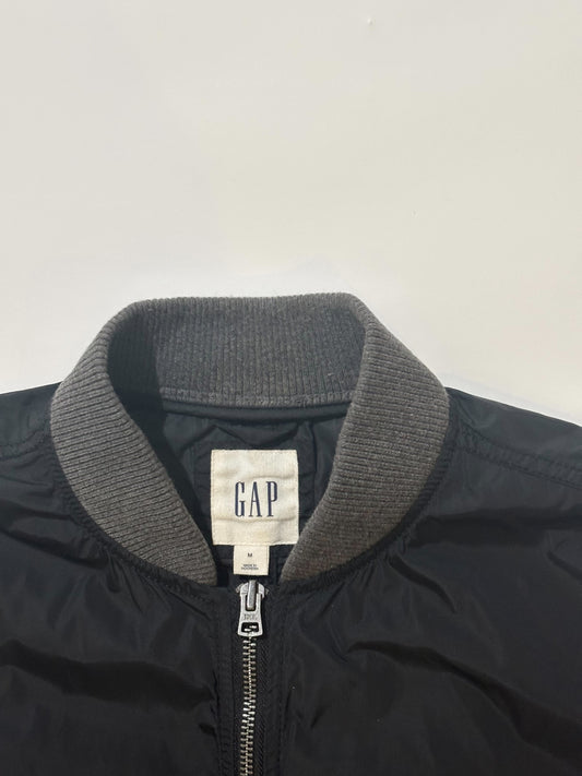 GapのMA-1ジャケット