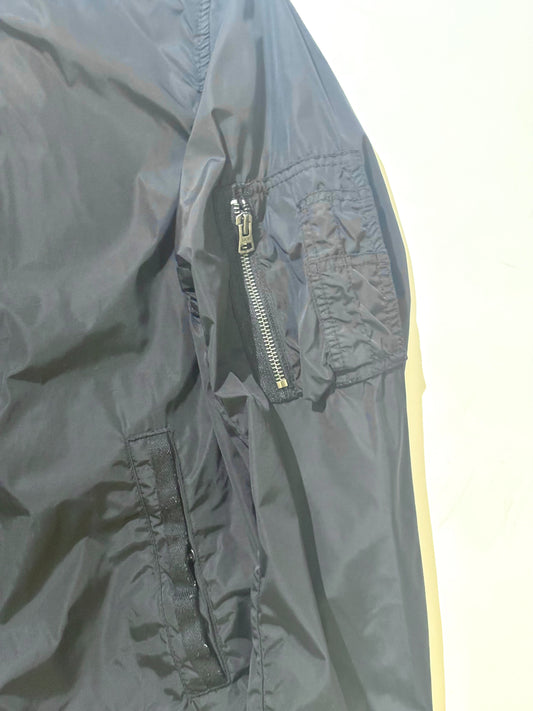 GapのMA-1ジャケット