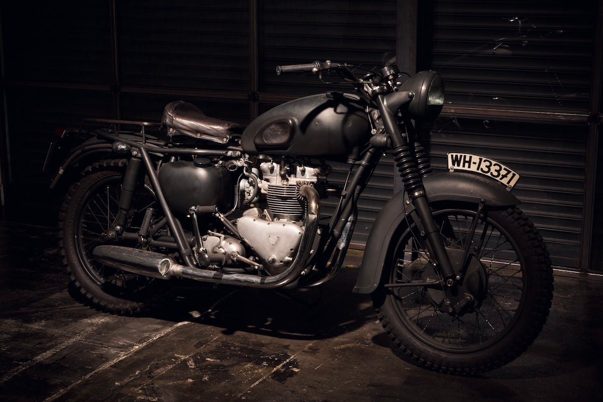 This is a perfect reproduction of Bud Ekins' 1961 Triumph TR6 TROPHY, which Steve McQueen used in the film 